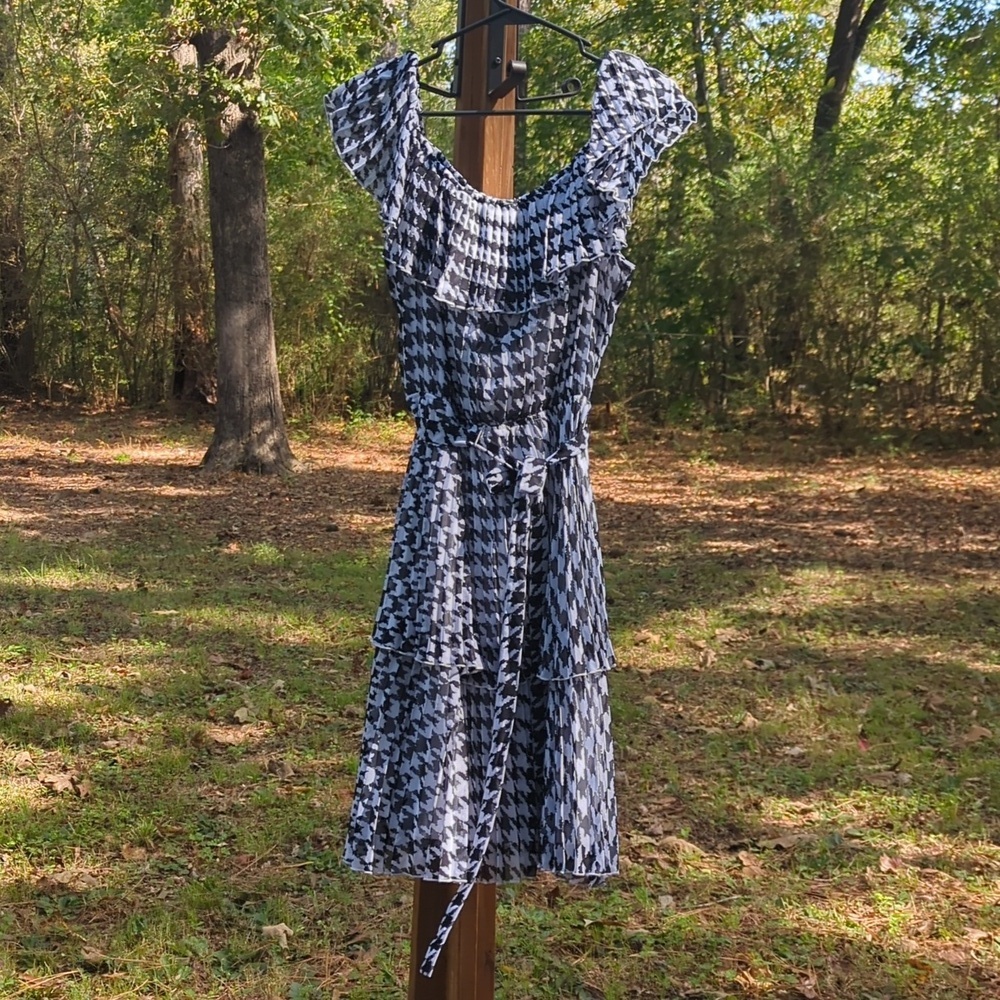 ❤️5/$25 🌟NWT Cato Houndstooth Dress